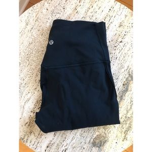 Lululemon Deep Breath Legging